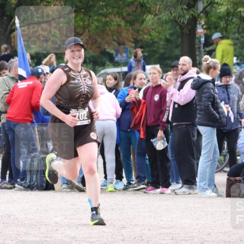 14.09.2025 - Stadtparktriathlon Strokosch-Dieckow http://msf.ph/oto/8886922 14.09.2025 11:31:41 Ziel 702, 764 meine-sportfotos.de