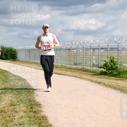 14.09.2025 - Airport Race Dr. Thomas Lammeyer http://msf.ph/oto/8886930 14.09.2025 12:48:42 Laufen 737 meine-sportfotos.de