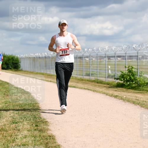 14.09.2025 - Airport Race Dr. Thomas Lammeyer http://msf.ph/oto/8886942 14.09.2025 12:48:43 Laufen 737 meine-sportfotos.de