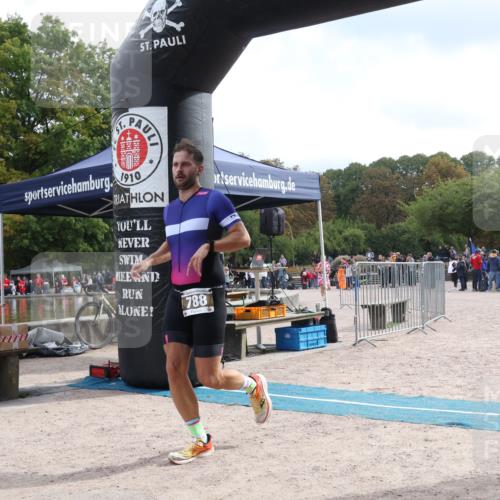 14.09.2025 - Stadtparktriathlon Strokosch-Dieckow http://msf.ph/oto/8886965 14.09.2025 11:32:07 Ziel 651, 691, 788 meine-sportfotos.de