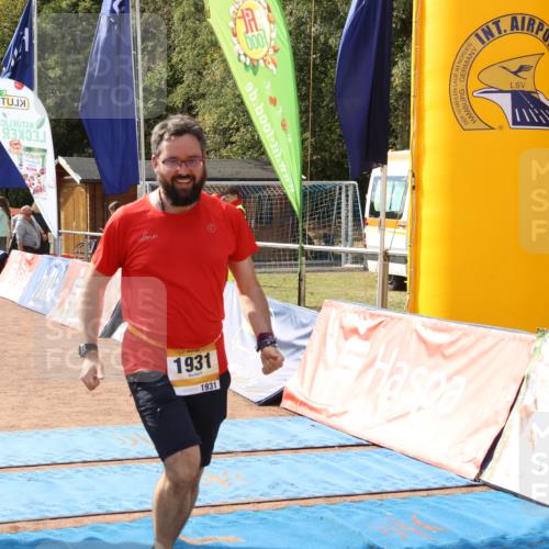 14.09.2025 - Airport Race Strokosch-Dieckow http://msf.ph/oto/8886981 14.09.2025 12:53:43 Ziel 547, 697, 857, 1542, 1931 meine-sportfotos.de