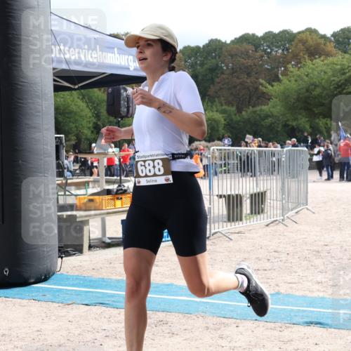 14.09.2025 - Stadtparktriathlon Strokosch-Dieckow http://msf.ph/oto/8886998 14.09.2025 11:32:21 Ziel 688 meine-sportfotos.de