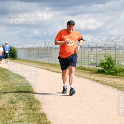 14.09.2025 - Airport Race Dr. Thomas Lammeyer http://msf.ph/oto/8887032 14.09.2025 12:49:06 Laufen 2 meine-sportfotos.de