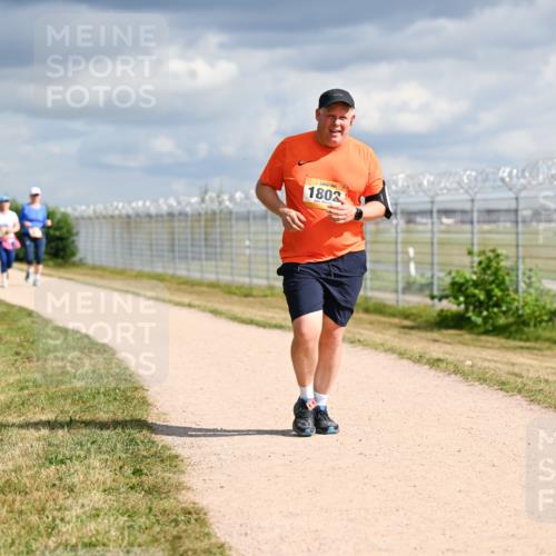 14.09.2025 - Airport Race Dr. Thomas Lammeyer http://msf.ph/oto/8887036 14.09.2025 12:49:06 Laufen 1802 meine-sportfotos.de