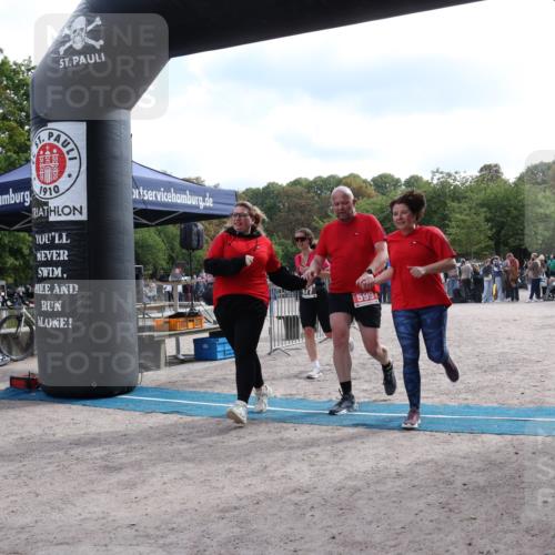 14.09.2025 - Stadtparktriathlon Strokosch-Dieckow http://msf.ph/oto/8887058 14.09.2025 11:32:46 Ziel 599, 677 meine-sportfotos.de