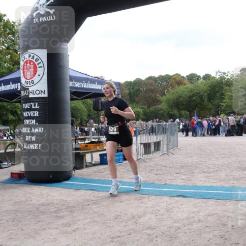 14.09.2025 - Stadtparktriathlon Strokosch-Dieckow http://msf.ph/oto/8887087 14.09.2025 11:33:19 Ziel 629 meine-sportfotos.de