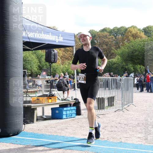 14.09.2025 - Stadtparktriathlon Strokosch-Dieckow http://msf.ph/oto/8887166 14.09.2025 11:34:29 Ziel 737, 782, 800, 804 meine-sportfotos.de