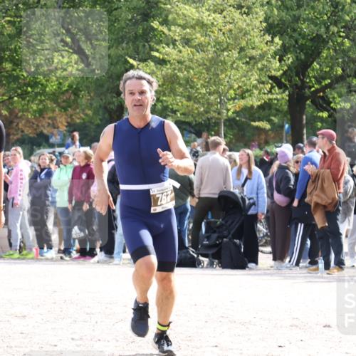 14.09.2025 - Stadtparktriathlon Strokosch-Dieckow http://msf.ph/oto/8887191 14.09.2025 11:34:55 Ziel 685, 767 meine-sportfotos.de
