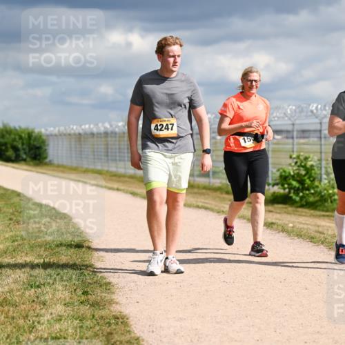 14.09.2025 - Airport Race Dr. Thomas Lammeyer http://msf.ph/oto/8887249 14.09.2025 12:49:35 Laufen 4247, 15, 2136 meine-sportfotos.de