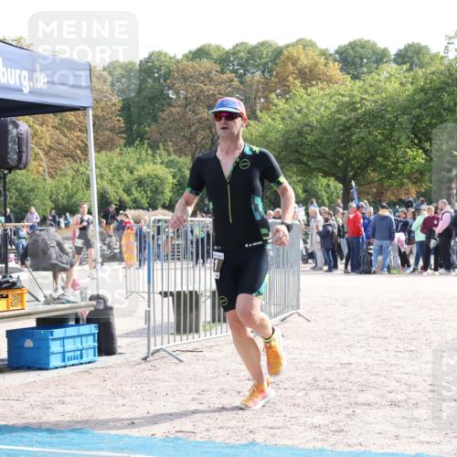 14.09.2025 - Stadtparktriathlon Strokosch-Dieckow http://msf.ph/oto/8887264 14.09.2025 11:35:23 Ziel 750, 752, 811 meine-sportfotos.de