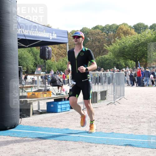 14.09.2025 - Stadtparktriathlon Strokosch-Dieckow http://msf.ph/oto/8887266 14.09.2025 11:35:23 Ziel 750, 752, 811 meine-sportfotos.de