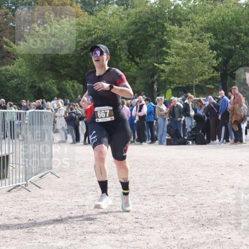 14.09.2025 - Stadtparktriathlon Strokosch-Dieckow http://msf.ph/oto/8887339 14.09.2025 11:36:14 Ziel 667 meine-sportfotos.de