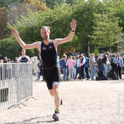14.09.2025 - Stadtparktriathlon Strokosch-Dieckow http://msf.ph/oto/8887349 14.09.2025 11:36:35 Ziel 650, 700, 716, 799 meine-sportfotos.de
