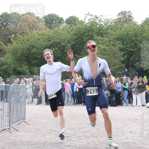 14.09.2025 - Stadtparktriathlon Strokosch-Dieckow http://msf.ph/oto/8887389 14.09.2025 11:37:44 Ziel 743, 813 meine-sportfotos.de