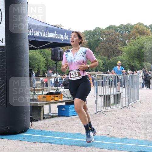 14.09.2025 - Stadtparktriathlon Strokosch-Dieckow http://msf.ph/oto/8887403 14.09.2025 11:37:55 Ziel 654, 753 meine-sportfotos.de