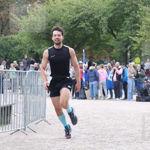 14.09.2025 - Stadtparktriathlon Strokosch-Dieckow http://msf.ph/oto/8887459 14.09.2025 11:39:25 Ziel 645, 766 meine-sportfotos.de