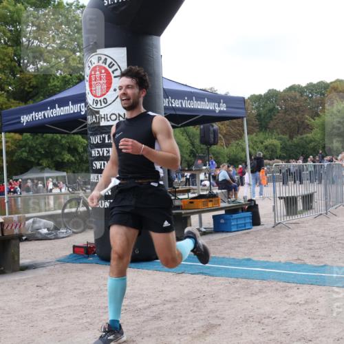 14.09.2025 - Stadtparktriathlon Strokosch-Dieckow http://msf.ph/oto/8887462 14.09.2025 11:39:27 Ziel 645, 766 meine-sportfotos.de