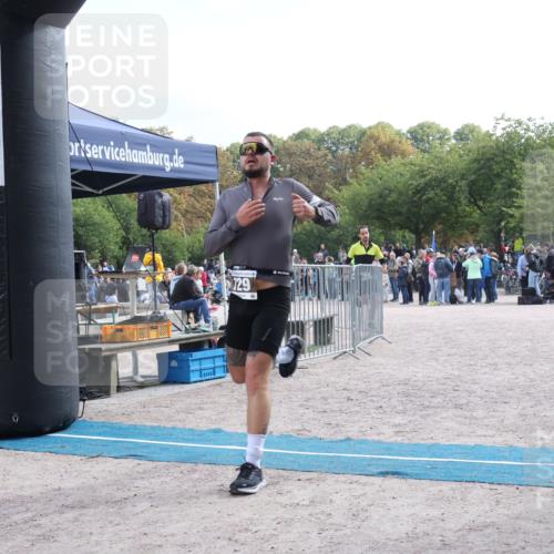 14.09.2025 - Stadtparktriathlon Strokosch-Dieckow http://msf.ph/oto/8887535 14.09.2025 11:42:45 Ziel 678, 714, 729, 762 meine-sportfotos.de