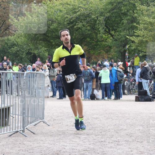 14.09.2025 - Stadtparktriathlon Strokosch-Dieckow http://msf.ph/oto/8887536 14.09.2025 11:42:46 Ziel 678, 714, 729, 762 meine-sportfotos.de