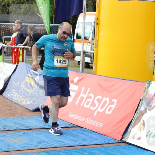 14.09.2025 - Airport Race Strokosch-Dieckow http://msf.ph/oto/8887566 14.09.2025 12:55:42 Ziel 543, 1429, 2062, 2069, 4127 meine-sportfotos.de