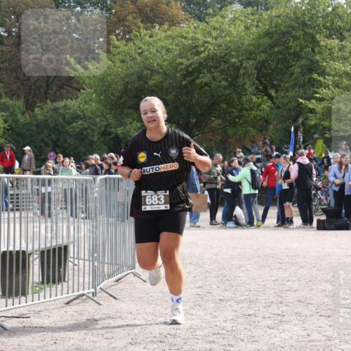 14.09.2025 - Stadtparktriathlon Strokosch-Dieckow http://msf.ph/oto/8887595 14.09.2025 11:44:07 Ziel 683 meine-sportfotos.de