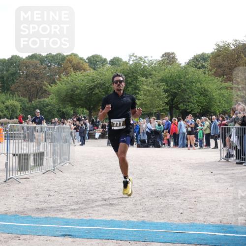 14.09.2025 - Stadtparktriathlon Strokosch-Dieckow http://msf.ph/oto/8887619 14.09.2025 11:44:41 Ziel 754, 777, 815 meine-sportfotos.de