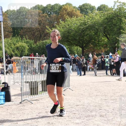 14.09.2025 - Stadtparktriathlon Strokosch-Dieckow http://msf.ph/oto/8887671 14.09.2025 11:46:25 Ziel 657 meine-sportfotos.de