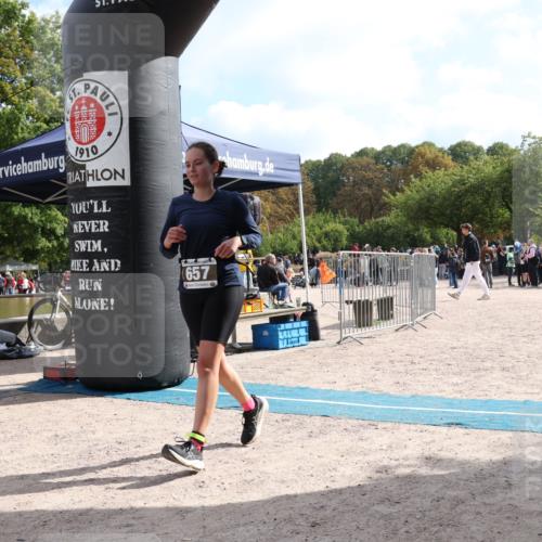 14.09.2025 - Stadtparktriathlon Strokosch-Dieckow http://msf.ph/oto/8887673 14.09.2025 11:46:26 Ziel 657 meine-sportfotos.de
