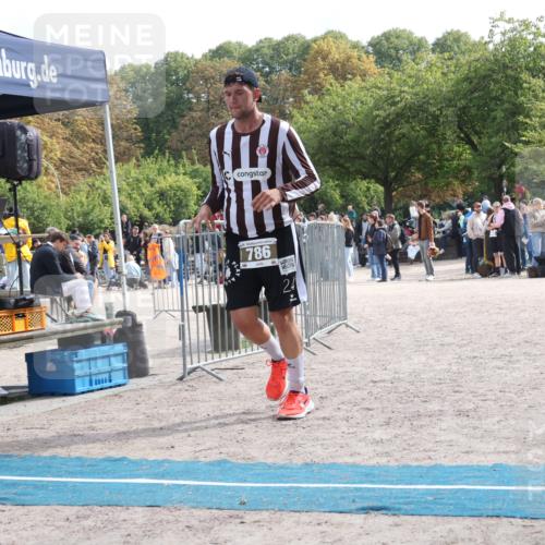 14.09.2025 - Stadtparktriathlon Strokosch-Dieckow http://msf.ph/oto/8887705 14.09.2025 11:47:14 Ziel 786, 791, 802 meine-sportfotos.de