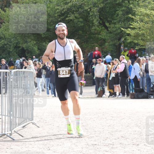 14.09.2025 - Stadtparktriathlon Strokosch-Dieckow http://msf.ph/oto/8887732 14.09.2025 11:48:36 Ziel 847 meine-sportfotos.de
