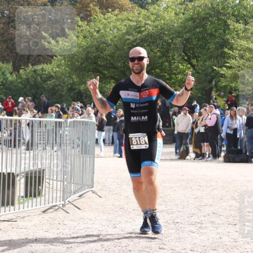 14.09.2025 - Stadtparktriathlon Strokosch-Dieckow http://msf.ph/oto/8887744 14.09.2025 11:48:47 Ziel 818 meine-sportfotos.de