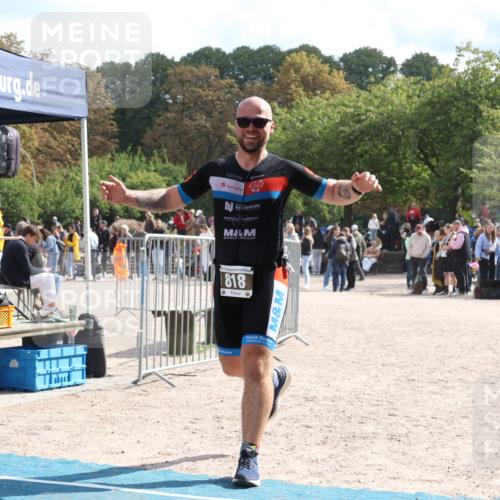 14.09.2025 - Stadtparktriathlon Strokosch-Dieckow http://msf.ph/oto/8887747 14.09.2025 11:48:48 Ziel 818 meine-sportfotos.de
