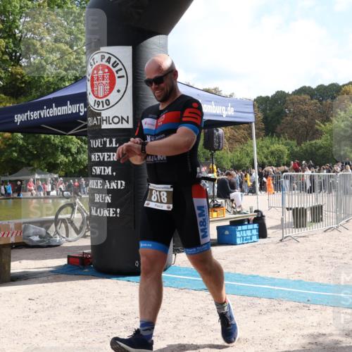 14.09.2025 - Stadtparktriathlon Strokosch-Dieckow http://msf.ph/oto/8887750 14.09.2025 11:48:49 Ziel 818 meine-sportfotos.de