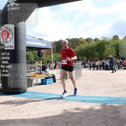 14.09.2025 - Stadtparktriathlon Strokosch-Dieckow http://msf.ph/oto/8887759 14.09.2025 11:49:03 Ziel 792 meine-sportfotos.de
