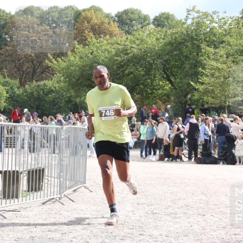 14.09.2025 - Stadtparktriathlon Strokosch-Dieckow http://msf.ph/oto/8887790 14.09.2025 11:50:02 Ziel 746 meine-sportfotos.de