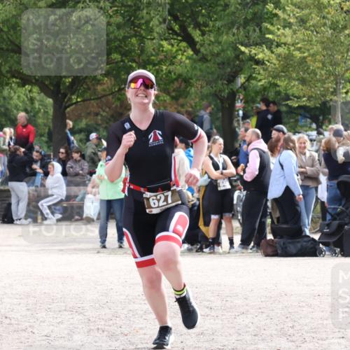 14.09.2025 - Stadtparktriathlon Strokosch-Dieckow http://msf.ph/oto/8887806 14.09.2025 11:50:42 Ziel 627, 739 meine-sportfotos.de