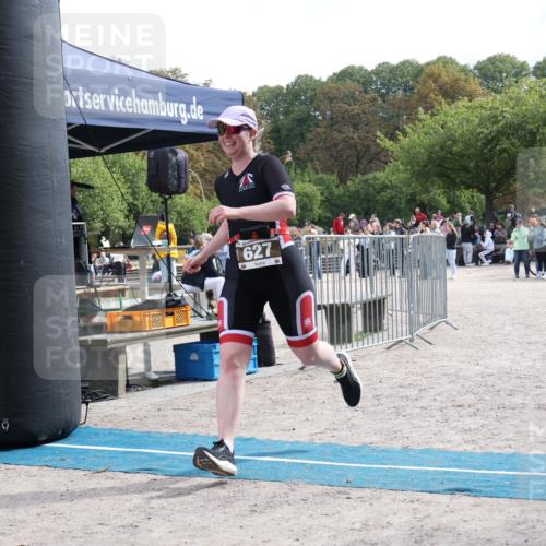 14.09.2025 - Stadtparktriathlon Strokosch-Dieckow http://msf.ph/oto/8887812 14.09.2025 11:50:44 Ziel 627, 739 meine-sportfotos.de