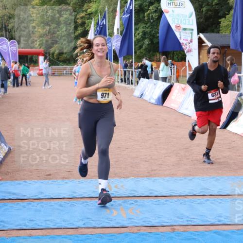 14.09.2025 - Airport Race Strokosch-Dieckow http://msf.ph/oto/8887817 14.09.2025 12:56:48 Ziel 681, 905, 971, 4257 meine-sportfotos.de