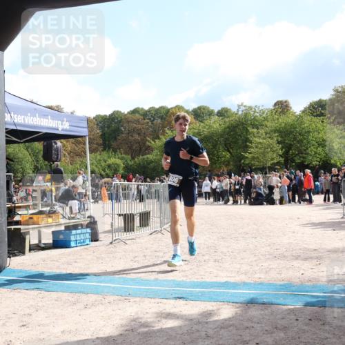 14.09.2025 - Stadtparktriathlon Strokosch-Dieckow http://msf.ph/oto/8887847 14.09.2025 11:52:10 Ziel 806 meine-sportfotos.de