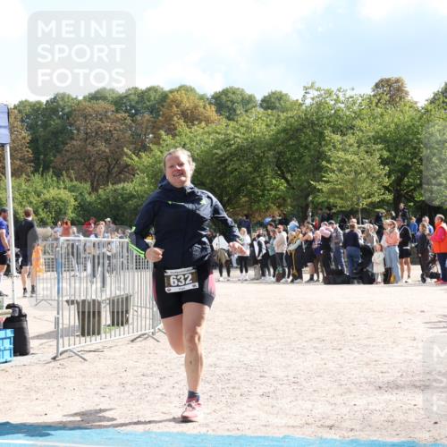 14.09.2025 - Stadtparktriathlon Strokosch-Dieckow http://msf.ph/oto/8887899 14.09.2025 11:53:31 Ziel 632, 671 meine-sportfotos.de