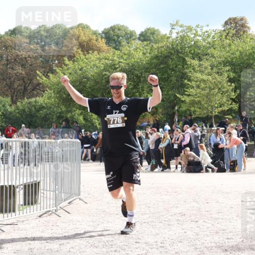 14.09.2025 - Stadtparktriathlon Strokosch-Dieckow http://msf.ph/oto/8887910 14.09.2025 11:53:56 Ziel 776 meine-sportfotos.de