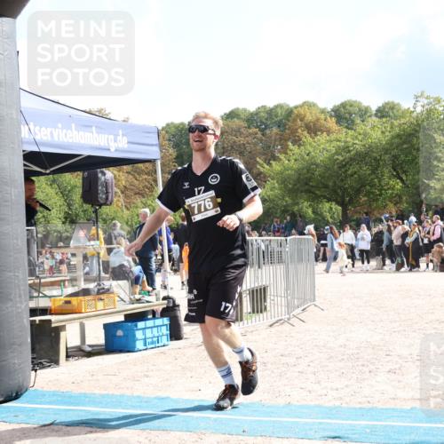 14.09.2025 - Stadtparktriathlon Strokosch-Dieckow http://msf.ph/oto/8887913 14.09.2025 11:53:57 Ziel 776 meine-sportfotos.de