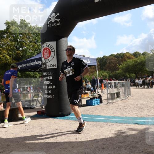 14.09.2025 - Stadtparktriathlon Strokosch-Dieckow http://msf.ph/oto/8887916 14.09.2025 11:53:58 Ziel 776, 909 meine-sportfotos.de