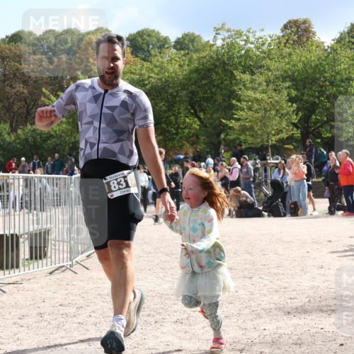 14.09.2025 - Stadtparktriathlon Strokosch-Dieckow http://msf.ph/oto/8887923 14.09.2025 11:54:06 Ziel 831, 909 meine-sportfotos.de