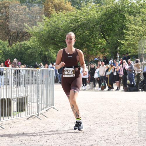 14.09.2025 - Stadtparktriathlon Strokosch-Dieckow http://msf.ph/oto/8887930 14.09.2025 11:54:30 Ziel 646 meine-sportfotos.de
