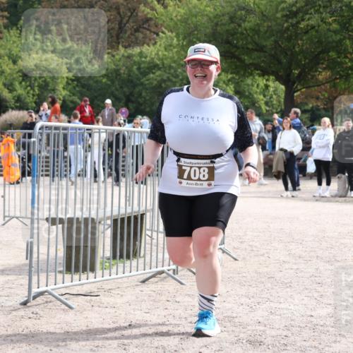 14.09.2025 - Stadtparktriathlon Strokosch-Dieckow http://msf.ph/oto/8887954 14.09.2025 11:55:03 Ziel 708 meine-sportfotos.de