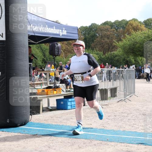 14.09.2025 - Stadtparktriathlon Strokosch-Dieckow http://msf.ph/oto/8887957 14.09.2025 11:55:04 Ziel 708 meine-sportfotos.de