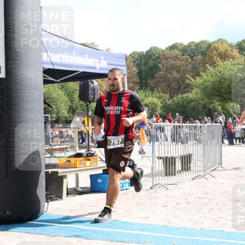 14.09.2025 - Stadtparktriathlon Strokosch-Dieckow http://msf.ph/oto/8887970 14.09.2025 11:55:51 Ziel 643, 797 meine-sportfotos.de