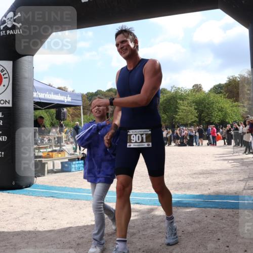 14.09.2025 - Stadtparktriathlon Strokosch-Dieckow http://msf.ph/oto/8888010 14.09.2025 11:57:25 Ziel 679, 901 meine-sportfotos.de