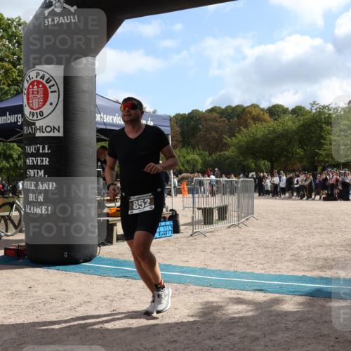 14.09.2025 - Stadtparktriathlon Strokosch-Dieckow http://msf.ph/oto/8888015 14.09.2025 11:57:41 Ziel 852 meine-sportfotos.de